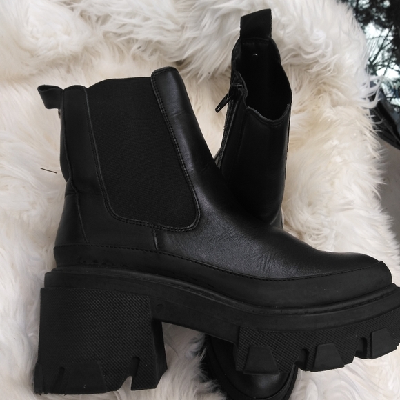 Aldo Talanariel Chelsea  Platform Boots Pull-on Black Women's 7.5 Bootie - Picture 9 of 12